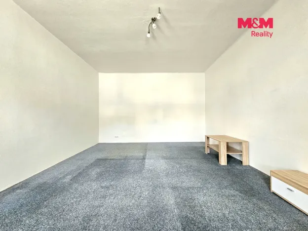 Pronájem bytu 1+1, Smržovka, náměstí T. G. Masaryka, 50 m2