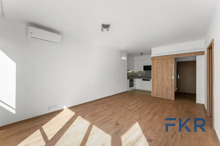 Pronájem bytu 2+kk, Praha - Hloubětín, K náhonu, 47 m2