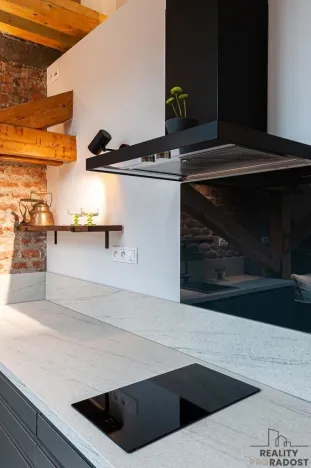 Pronájem bytu 1+kk, Praha - Bubeneč, Čs. armády, 52 m2
