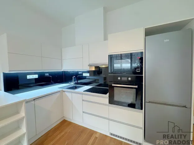 Pronájem bytu 2+kk, Praha - Dejvice, Nikoly Tesly, 64 m2