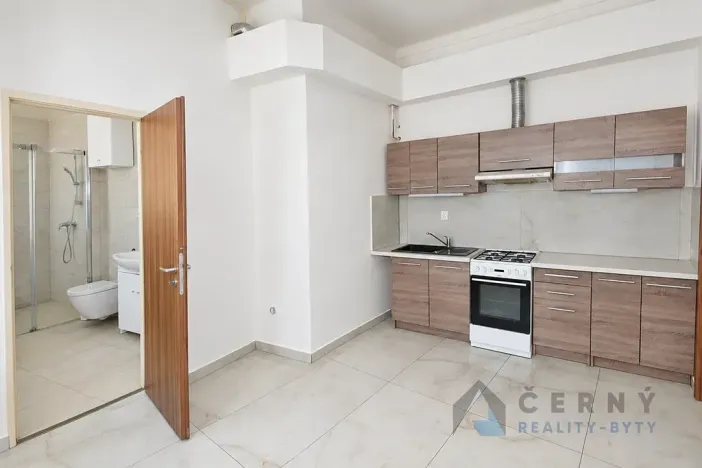 Pronájem bytu 2+1, Liberec, Liliová, 45 m2