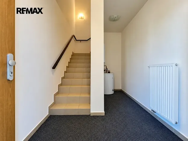 Pronájem bytu 3+kk, Praha - Cholupice, Podchýšská, 74 m2