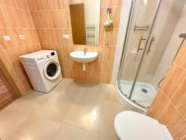 Pronájem bytu 2+kk, Praha - Karlín, Křižíkova, 52 m2