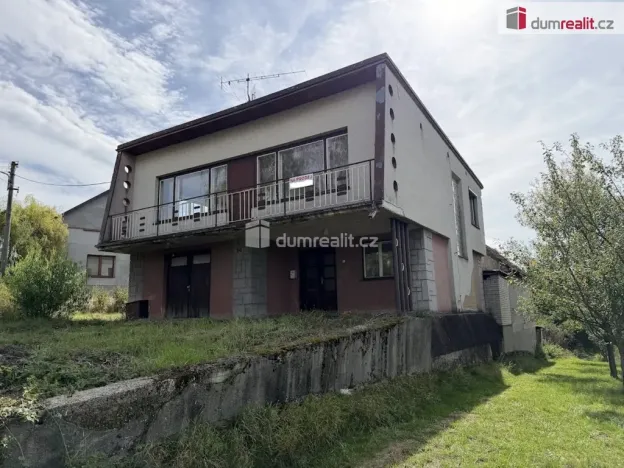 Prodej rodinného domu, Svárov, 180 m2