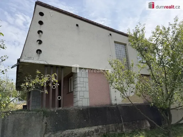 Prodej rodinného domu, Svárov, 180 m2