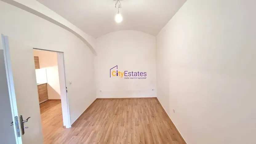 Pronájem bytu 1+1, Praha - Vršovice, Žitomírská, 40 m2
