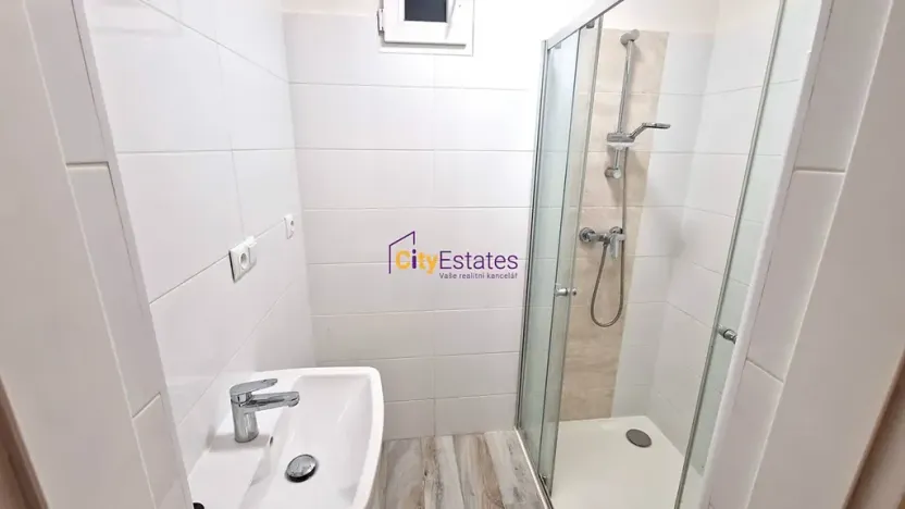 Pronájem bytu 1+1, Praha - Vršovice, Žitomírská, 40 m2