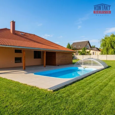 Prodej rodinného domu, Lišov - Velechvín, 135 m2