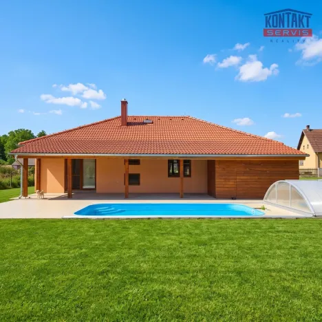 Prodej rodinného domu, Lišov - Velechvín, 135 m2