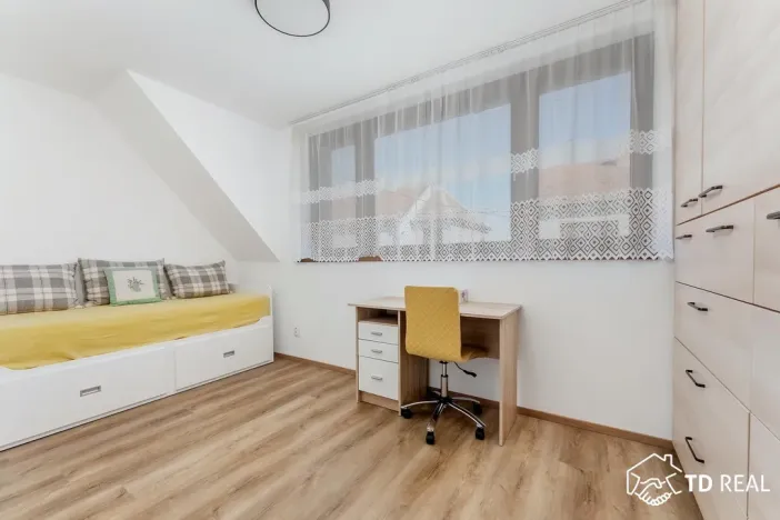 Prodej rodinného domu, Syrovice, 207 m2