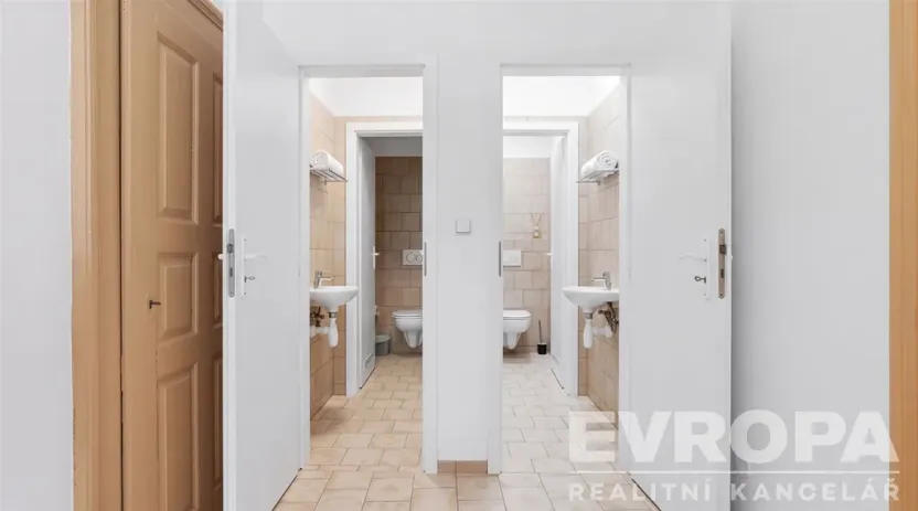 Pronájem kanceláře, Rokycany - Plzeňské Předměstí, Litohlavská, 150 m2