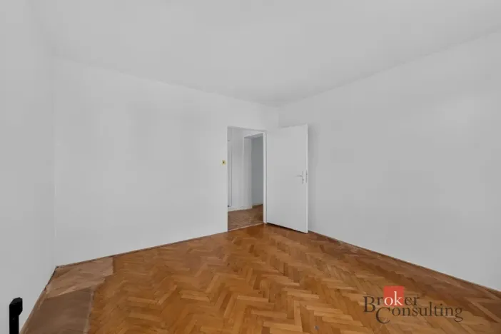 Prodej bytu 3+1, Plzeň - Lobzy, Sousedská, 74 m2