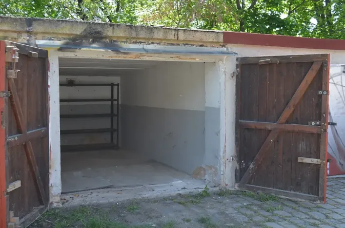 Prodej garáže, Praha, Závišova, 14 m2