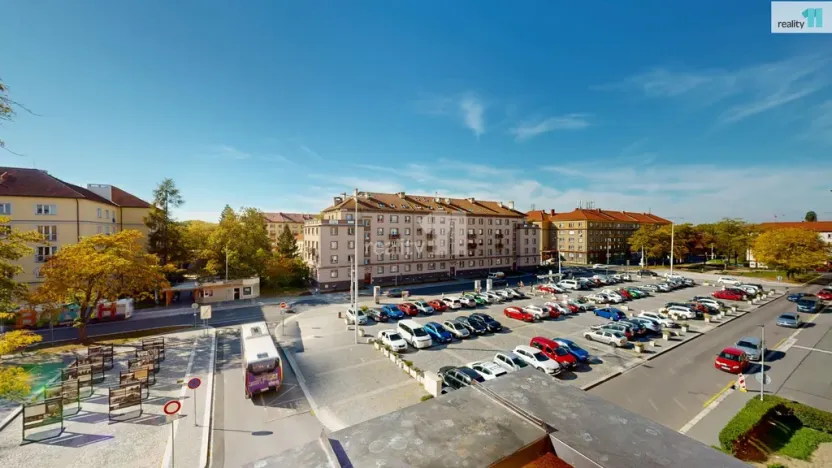 Prodej bytu 2+1, Pardubice - Zelené Předměstí, náměstí Dukelských hrdinů, 57 m2