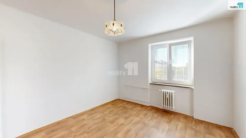Prodej bytu 2+1, Pardubice - Zelené Předměstí, náměstí Dukelských hrdinů, 57 m2