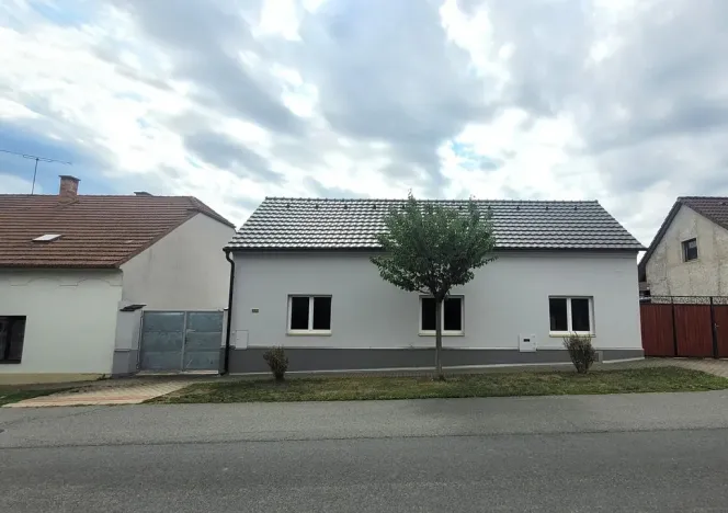 Prodej rodinného domu, Straškov-Vodochody - Straškov, 100 m2