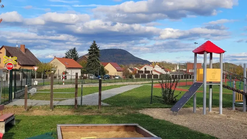 Prodej rodinného domu, Straškov-Vodochody - Straškov, 100 m2