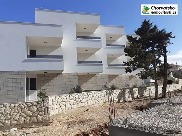 Prodej rodinného domu, 117 m², Novalja