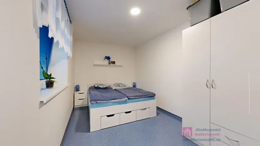 Prodej obchodního prostoru, Březí, Hlavní, 639 m2