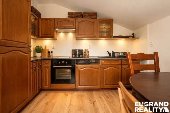 Prodej rodinného domu, Šluknov - Rožany, 341 m2