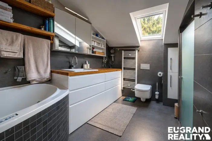 Prodej rodinného domu, Šluknov - Rožany, 341 m2