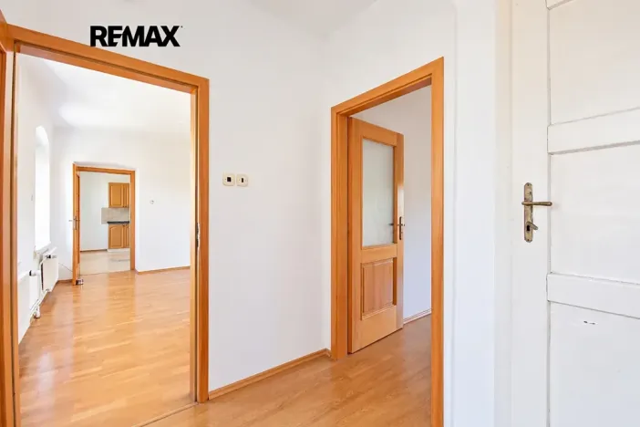 Prodej rodinného domu, Kájov, U Kostela, 200 m2