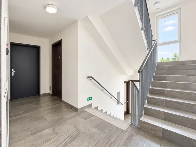 Pronájem bytu 1+kk, Praha - Kamýk, Zimova, 35 m2