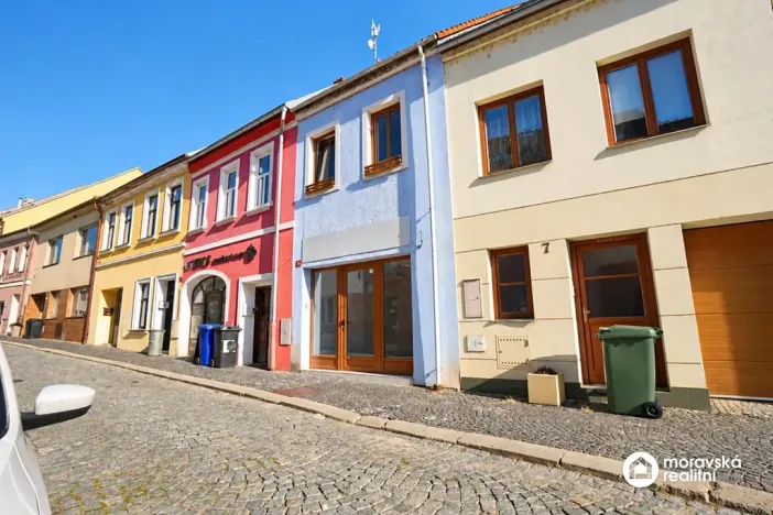 Pronájem rodinného domu, Ivančice, Jana Schwarze, 100 m2