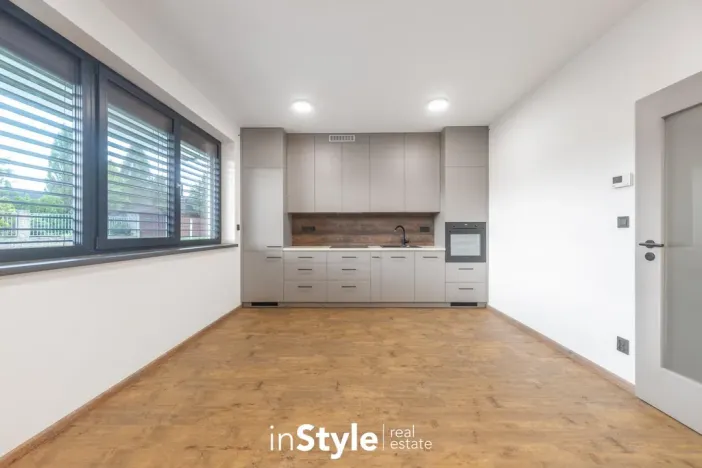 Pronájem bytu 1+kk, Uherské Hradiště - Jarošov, U Řeky, 32 m2