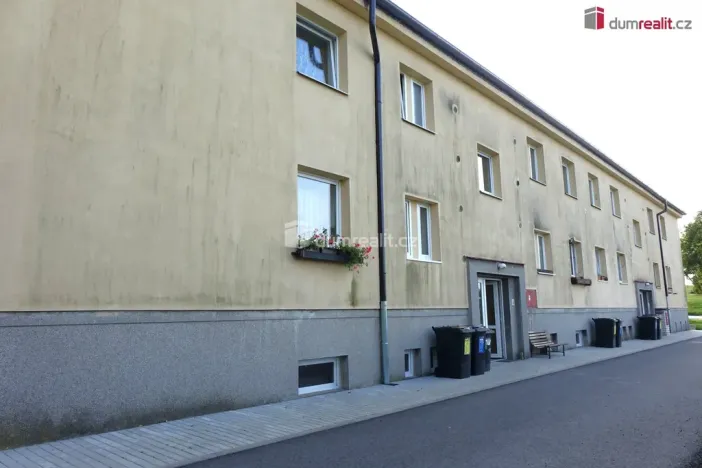 Pronájem bytu 2+1, Chocerady - Komorní Hrádek, 60 m2
