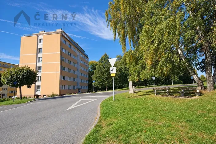 Prodej bytu 2+1, Liberec, Nad Školou, 60 m2