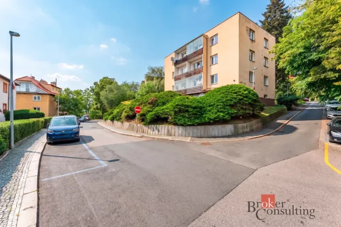 Prodej bytu 4+1, Praha - Dejvice, Vostrovská, 75 m2