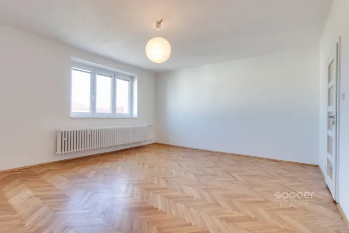 Pronájem bytu 2+1, Praha - Vršovice, Vršovická, 77 m2