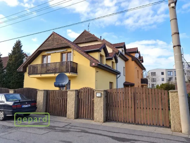 Pronájem bytu 1+kk, Horoměřice, Politických vězňů, 21 m2