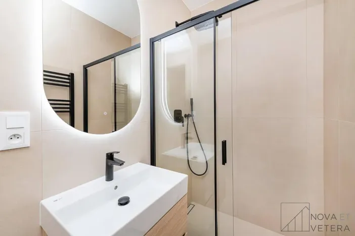 Prodej bytu 3+kk, Praha - Podolí, Na dolinách, 94 m2