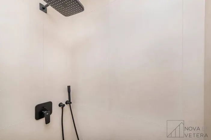 Prodej bytu 3+kk, Praha - Podolí, Na dolinách, 94 m2