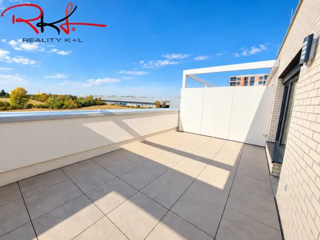 Pronájem bytu 1+kk, Praha, Thomasova, 25 m2
