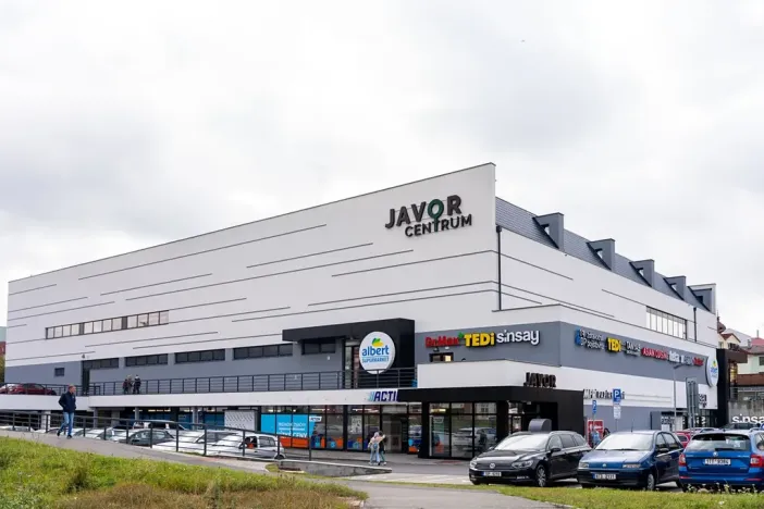Pronájem obchodního prostoru, Nový Jičín, Gen. Hlaďo, 1200 m2