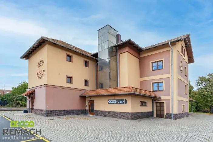 Pronájem bytu 1+kk, Uherské Hradiště, Na Stavidle, 27 m2