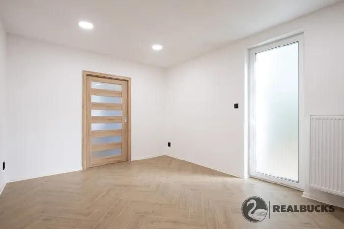 Prodej bytu 3+1, Jablonec nad Nisou, Vítězslava Nezvala, 100 m2