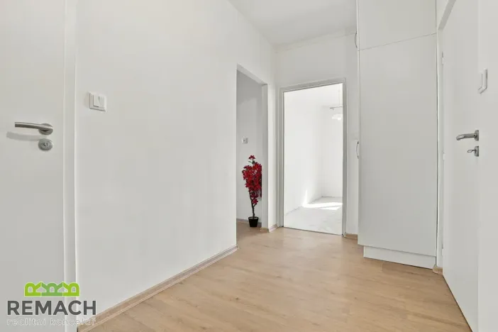 Pronájem bytu 2+1, Uherský Brod, Šaripova, 55 m2