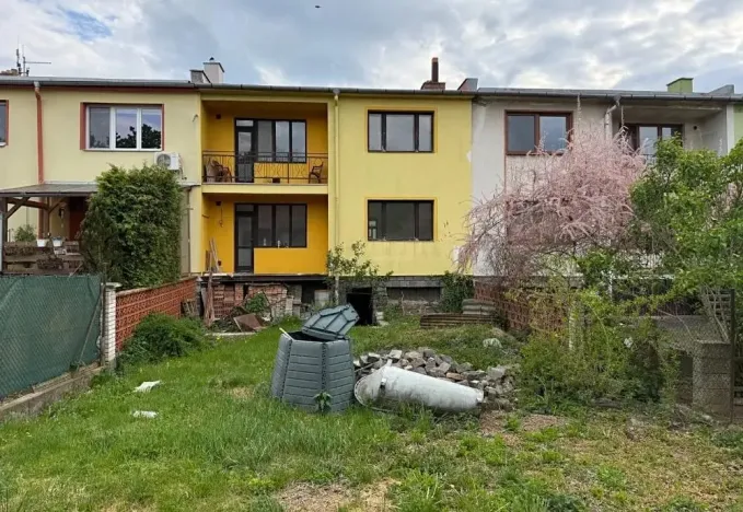 Prodej rodinného domu, Rašovice, 180 m2