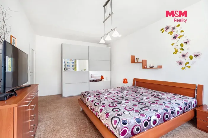 Prodej bytu 2+1, Ústí nad Labem - Neštěmice, Hluboká, 63 m2