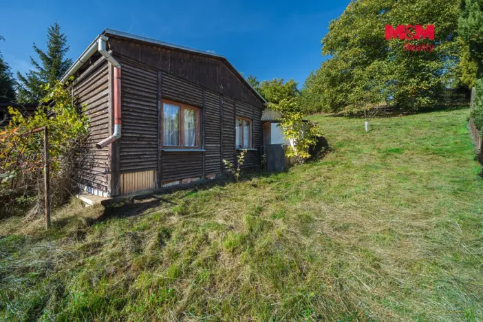 Prodej pozemku pro bydlení, Pnětluky, 1752 m2