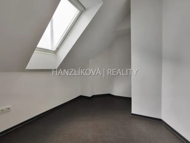 Pronájem bytu 3+kk, České Budějovice - České Budějovice 3, Skuherského, 105 m2