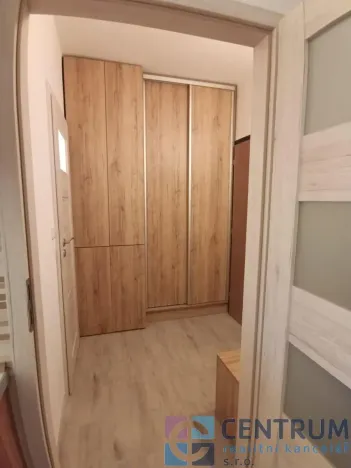 Pronájem bytu 1+kk, Jablonec nad Nisou, Na Vršku, 28 m2