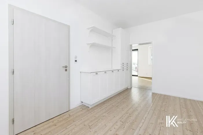 Pronájem kanceláře, Pardubice, Chrudimská, 131 m2