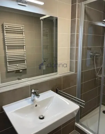 Pronájem bytu 2+kk, Praha, Formanská, 44 m2