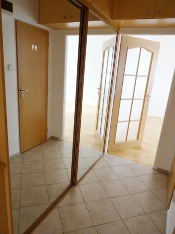 Pronájem bytu 2+1, Praha - Vokovice, Africká, 51 m2