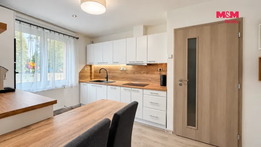Pronájem bytu 3+1, Cítoliby, B. Němcové, 67 m2